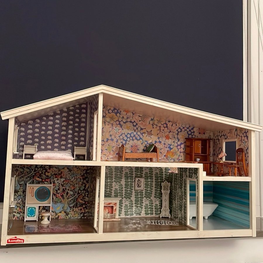 Lundby Dockhus med Möbler och Tillbehör Olika Motiv Josef Frank / Estrid Ericson