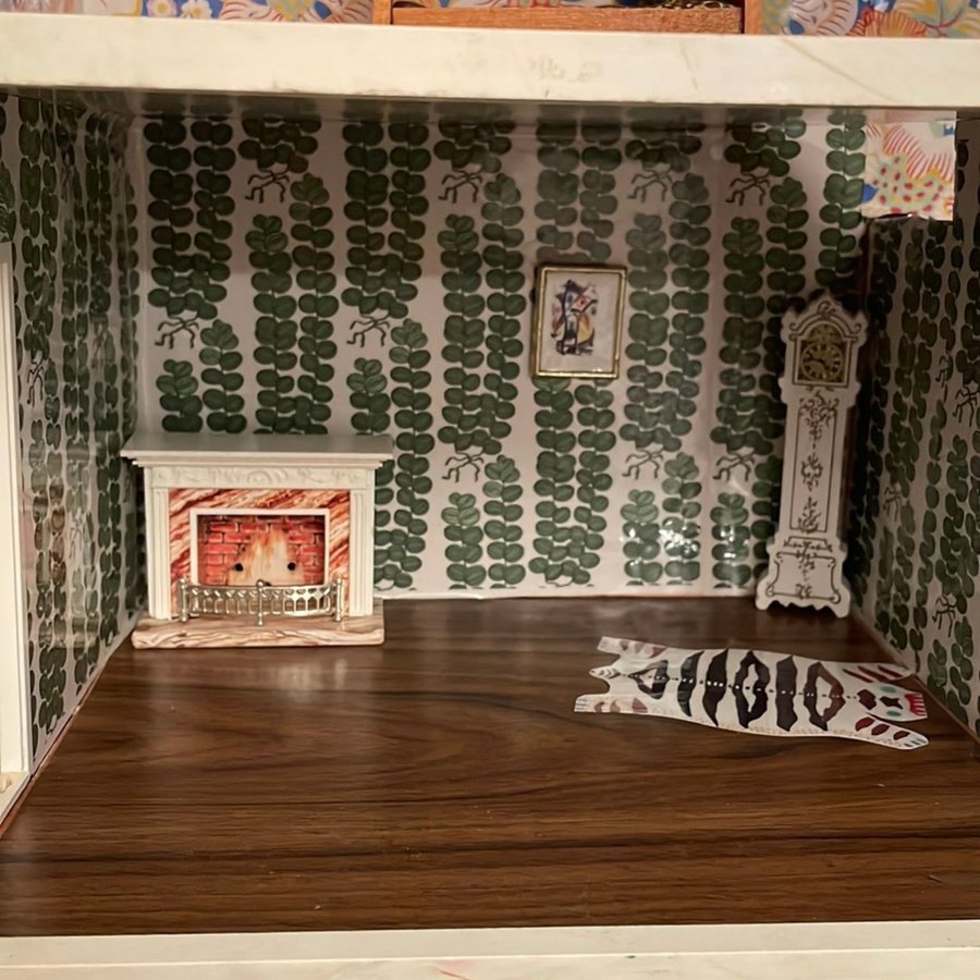 Lundby Dockhus med Möbler och Tillbehör Olika Motiv Josef Frank / Estrid Ericson