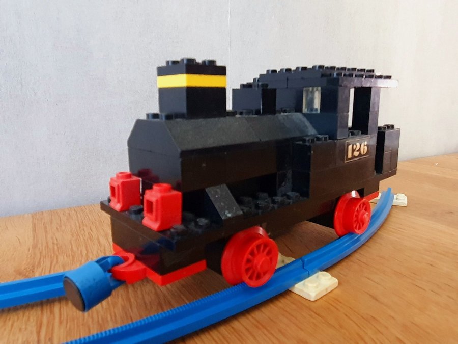 LEGO 126 Ånglok (1970) + spår