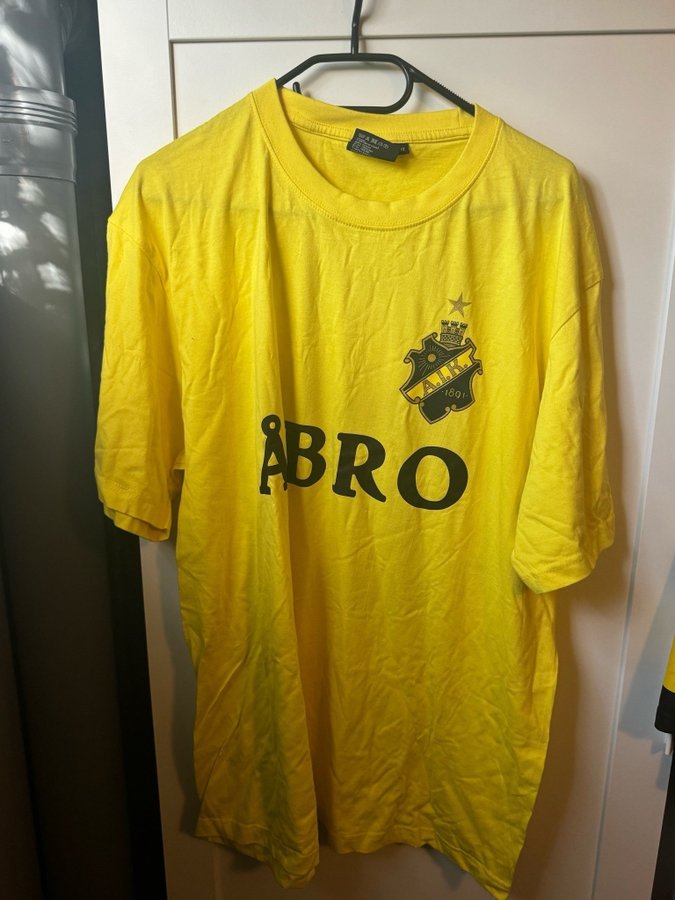 AIK gul T-shirt, storlek XXL Ivan Turina