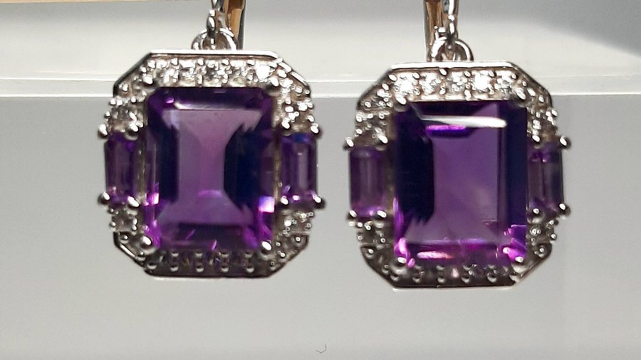 DESIGNER CLASSIC AMETHYST ÖRHÄNGEN / DESIGNER KLASSISCHE AMETHYST OHRRINGE