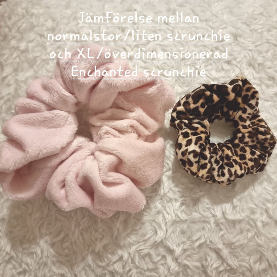 Rosa överdimensionerad XXL Scrunchie hårsnodd i siden Enchanted Scrunchie NY