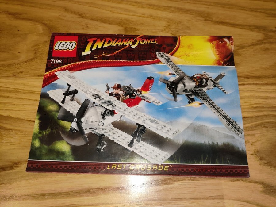 Lego Indiana Jones 7198 - Fighter Plane Attack