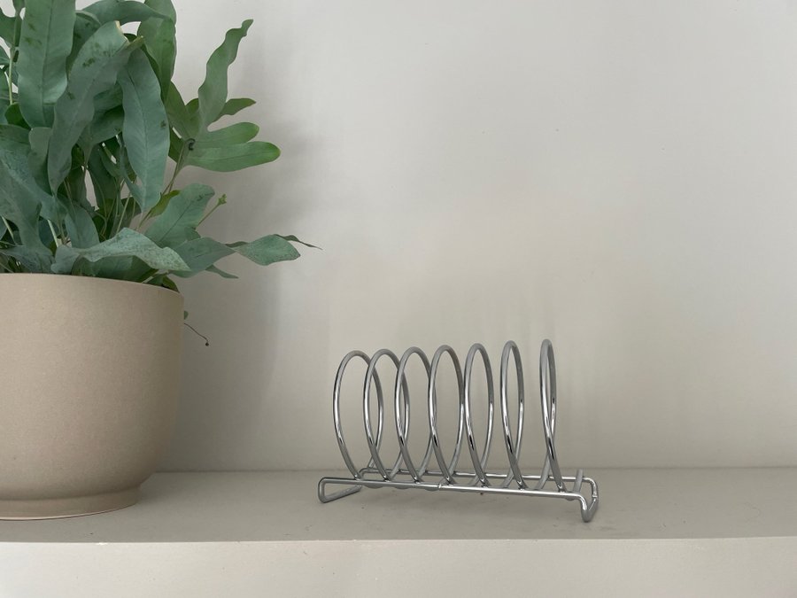 Toastrack, brödställ i metall