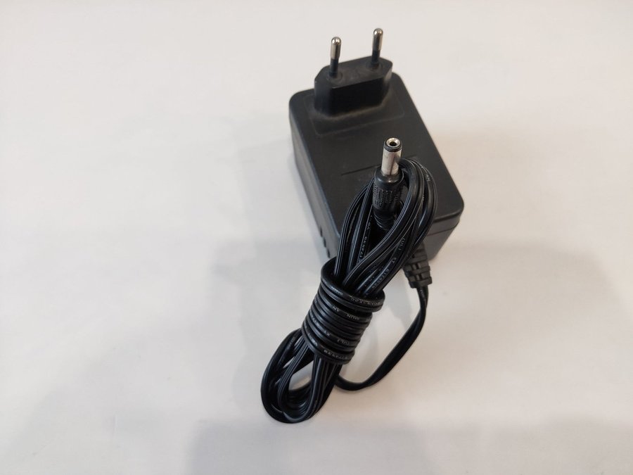 AC Adaptor MKD-062100GS 6v-21a power adapter