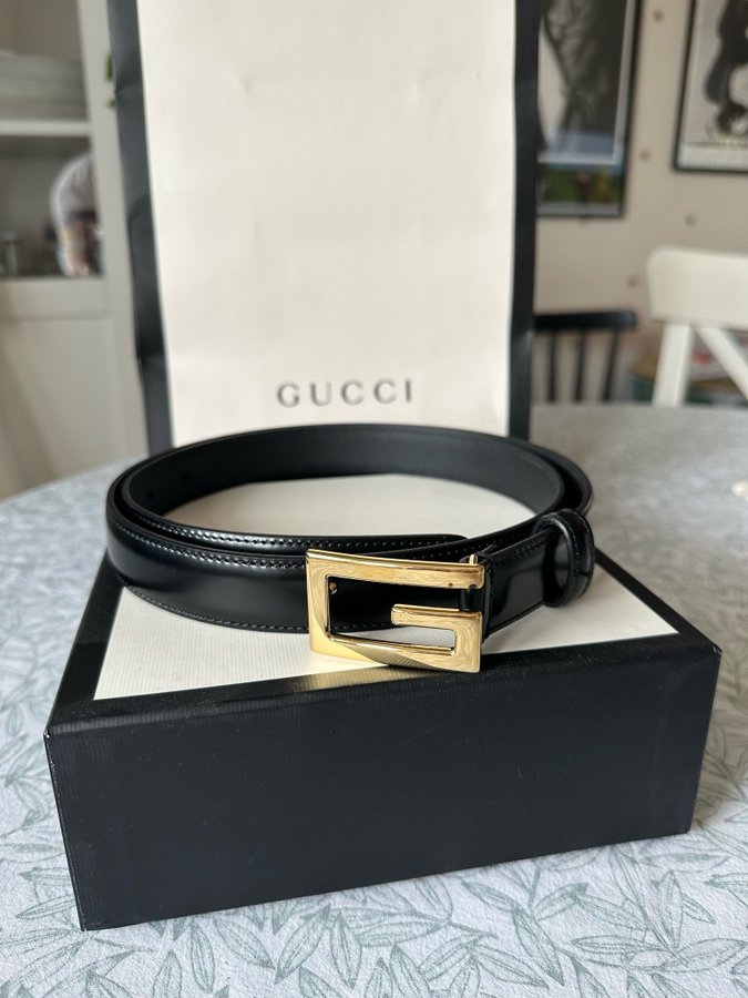 Gucci bälte i storlek 95