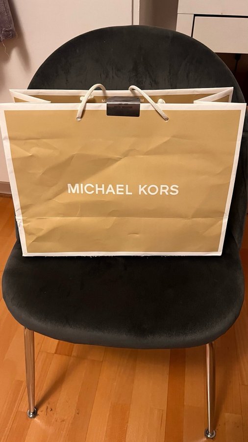 Michael kors väska