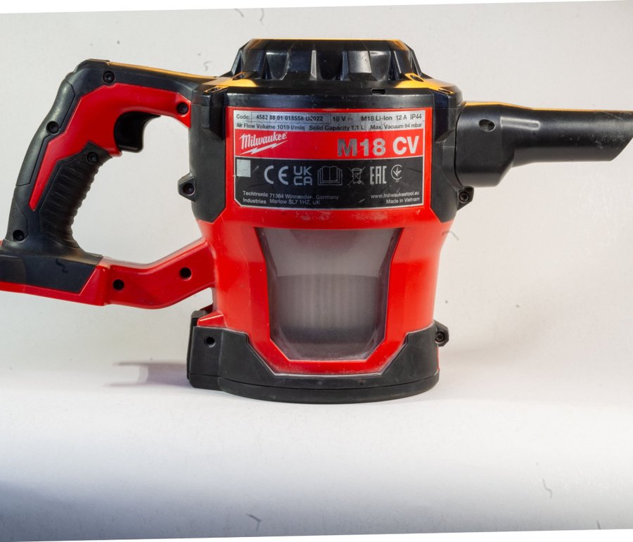 Milwaukee M18 CV, Dammsugare