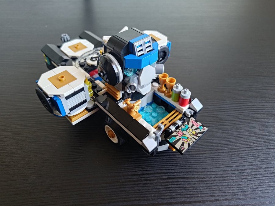 LEGO 43112 Robo Hiphop Car - VIDIYO