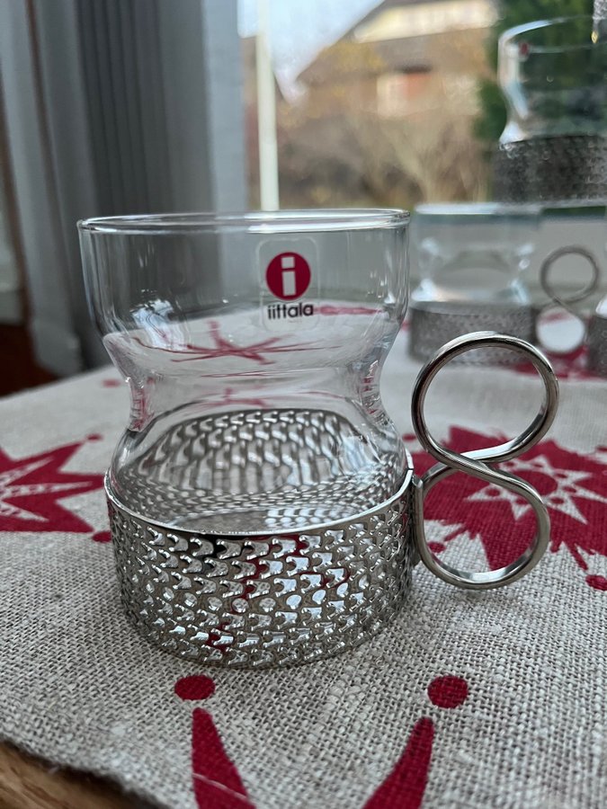 12 st Iittala teglas/glögg muggar med hållare Tsaikka Timo Sarpaneva