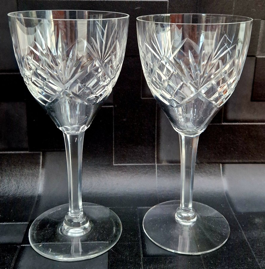 2 glas kristall Helga Rödvin Öl slipat ben Fritz Kallenberg Kosta Bruksföremål