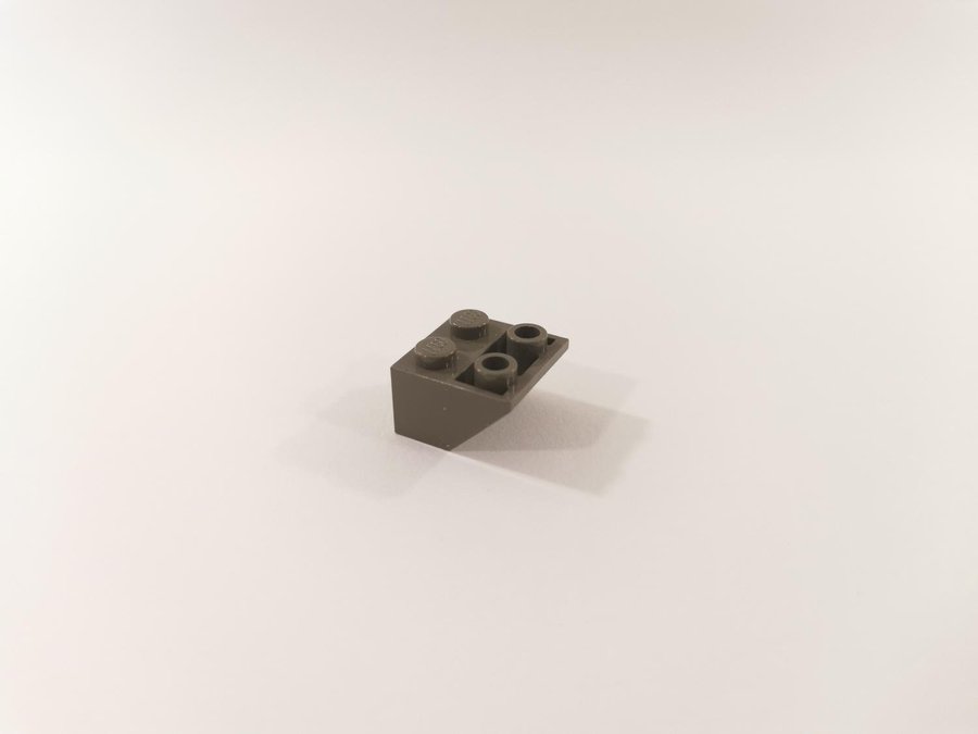 Lego - sned - slope - 2x2 - omvänd - part 3660 - mörkgrå (old dark gray)