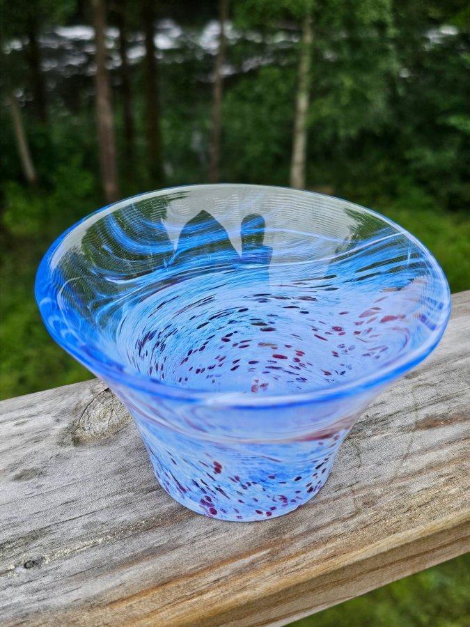 Godis skål  Konstigt glas  Skål