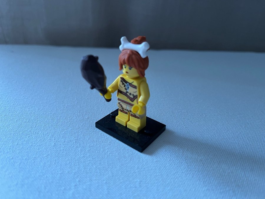 Lego Minifigur - Cavewoman serie 5