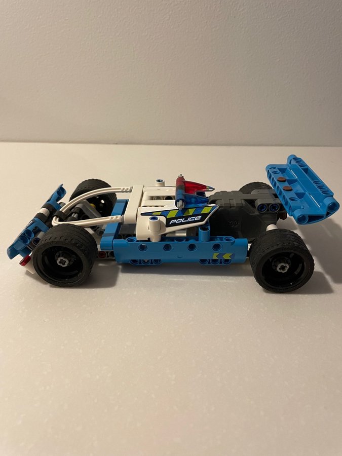 LEGO Technic Police Pursuit 42091