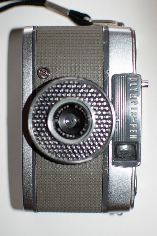 Olympus Pen EE