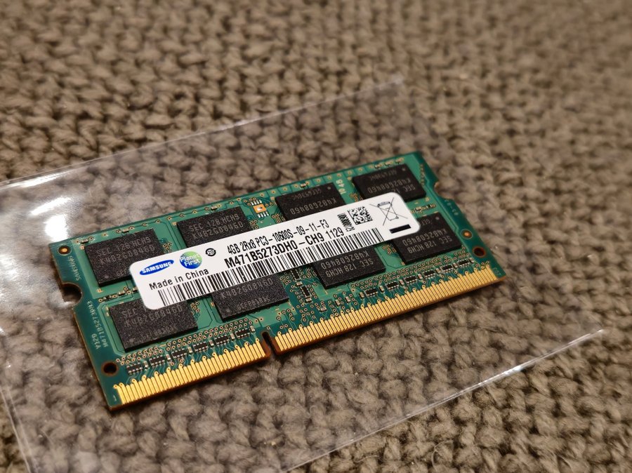 Samsung 4GB 2Rx8 PC3-10600S