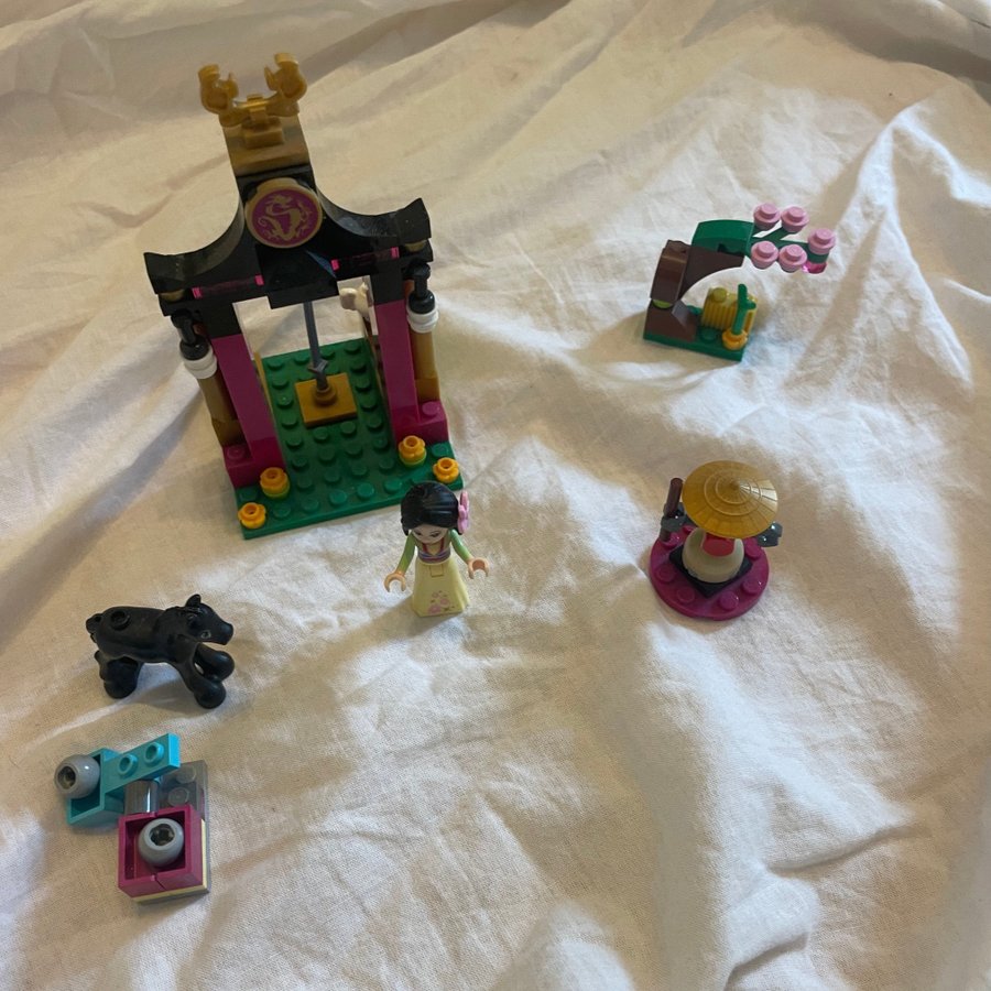 LEGO Disney Princess 41151, Mulans träningsdag