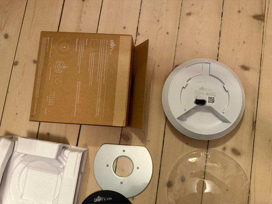 Ubiquiti UniFi U6 Lite Accesspunkt - fint skick! #1