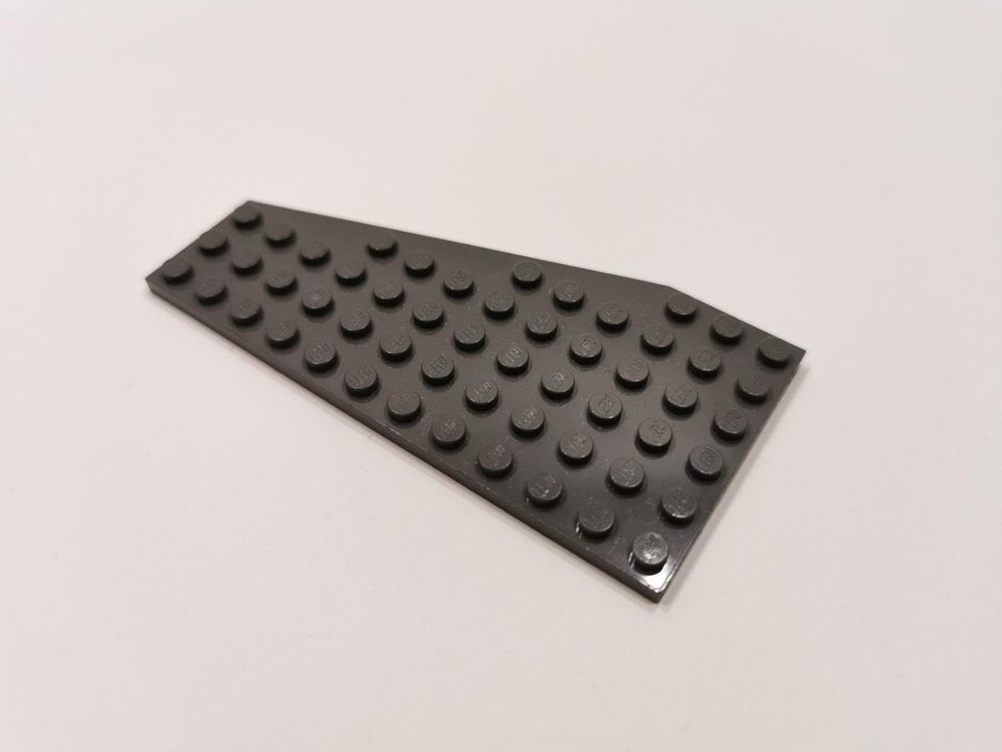 Lego - wedge - vinge - plate - höger - 12x6 - part 30356 - mörkgrå (bluish)