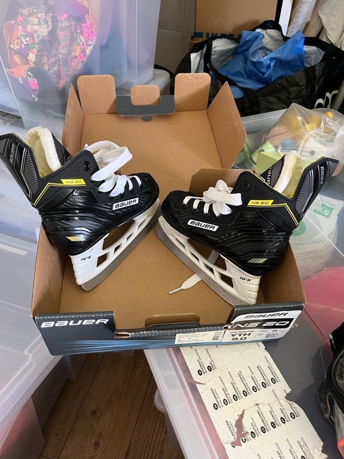 Bauer NS 20 YTH Ishockey Skridskor Storlek 9