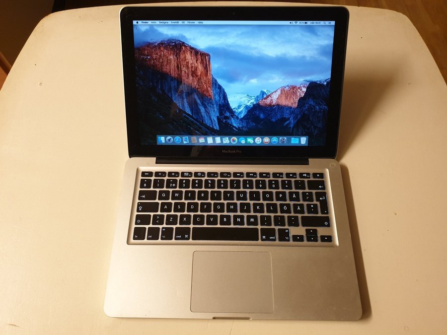 MacBook Pro 13” tidigt 2011 4GB RAM 320 SSD