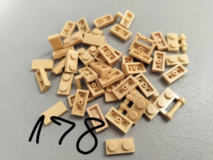 Lego klossari beige