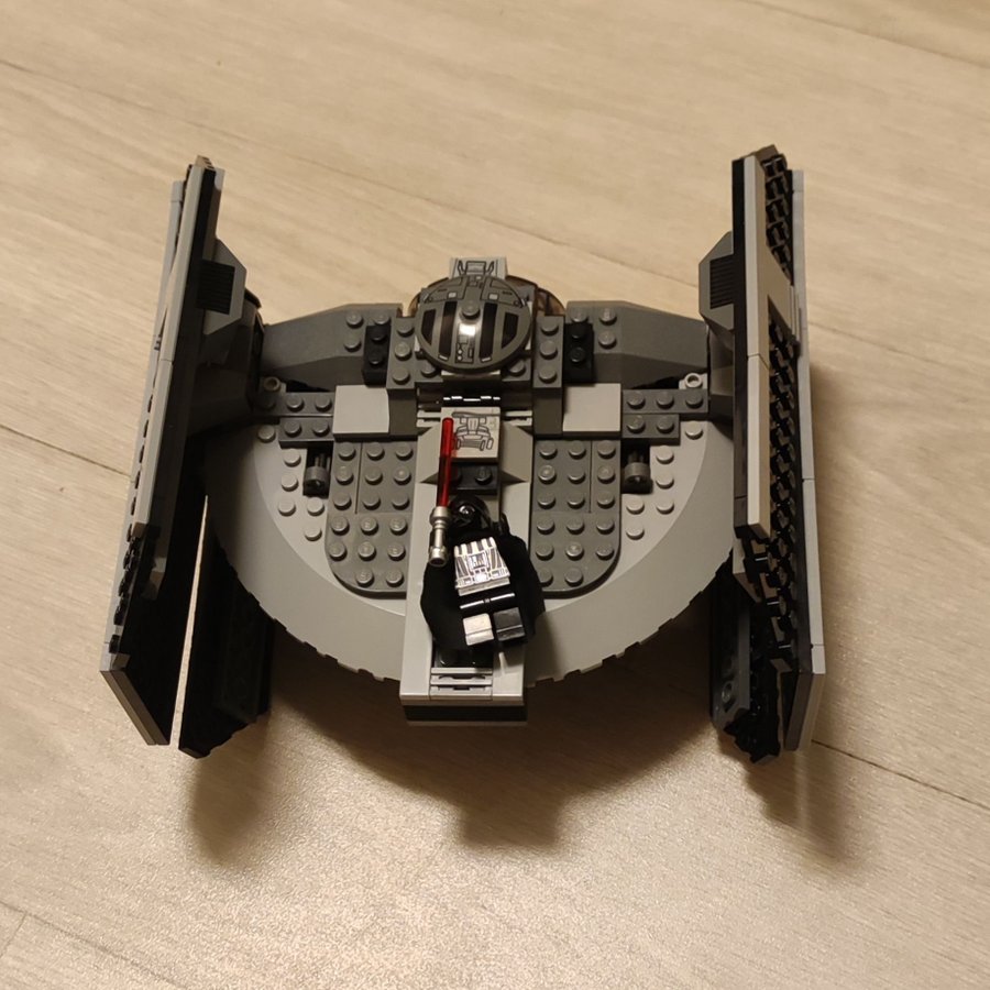 Lego Star Wars 8017 Darth Vaders Tie Fighter