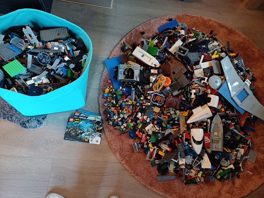 Lego blandat 20kg stor samling nyare lego