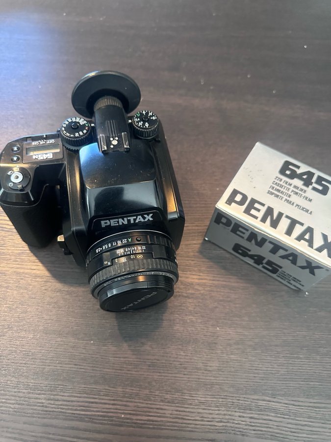 Pentax 645N