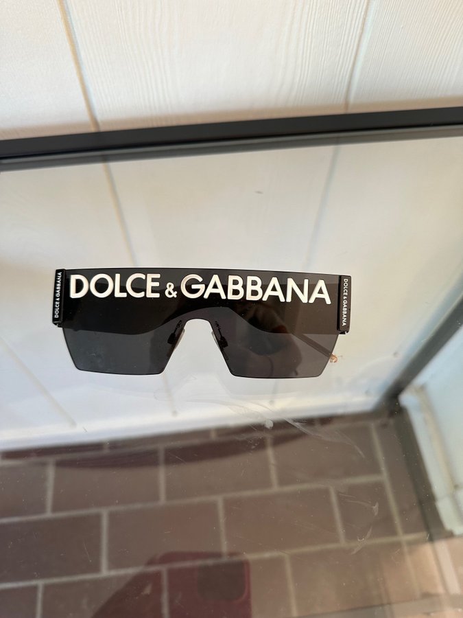 Dolce  Gabbana Solglasögon DG 2233 01/87