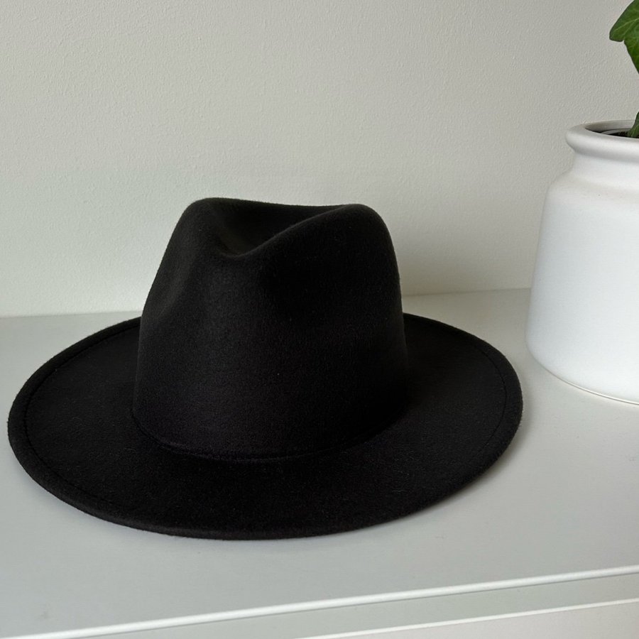 NY snygg svart filtad hatt cowboy trend oanvänt