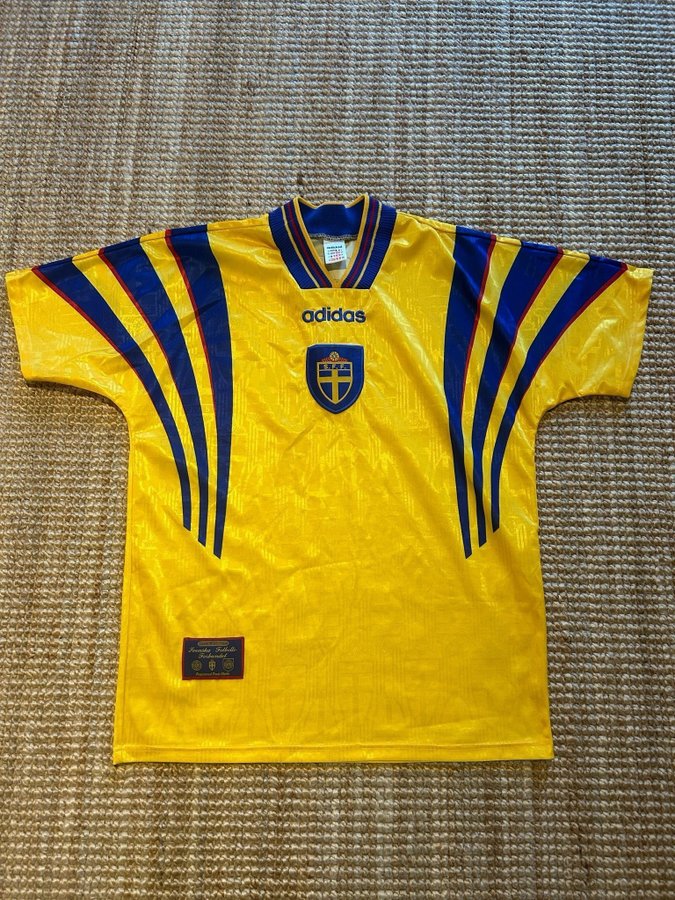 Äkta Sverige 1996 hemmatröja