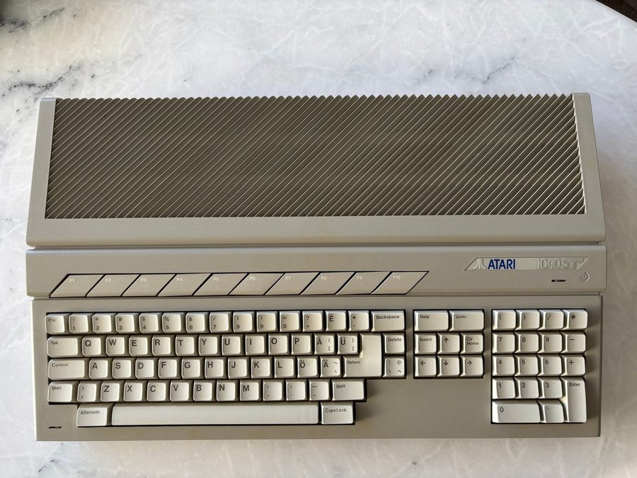 Atari 1040 STFM / Mouse / Joystick