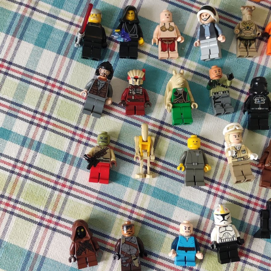 Lego Star Wars Blandade figurer plus farkost