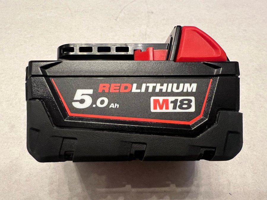 Milwaukee M18 5.0Ah Batteri Nytt!