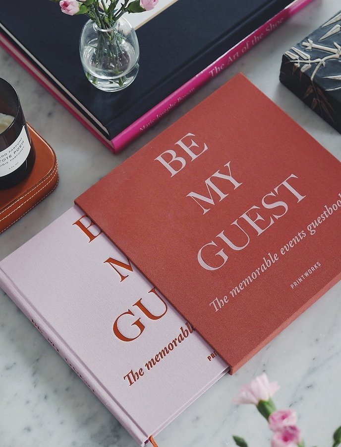 Ny inplastad gästbok. Be My Guest - The memorable events guestbook