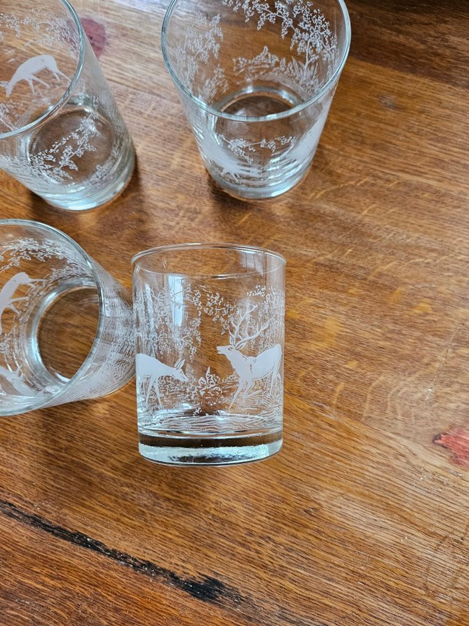 4 styck whiskey glas med hjort djur på