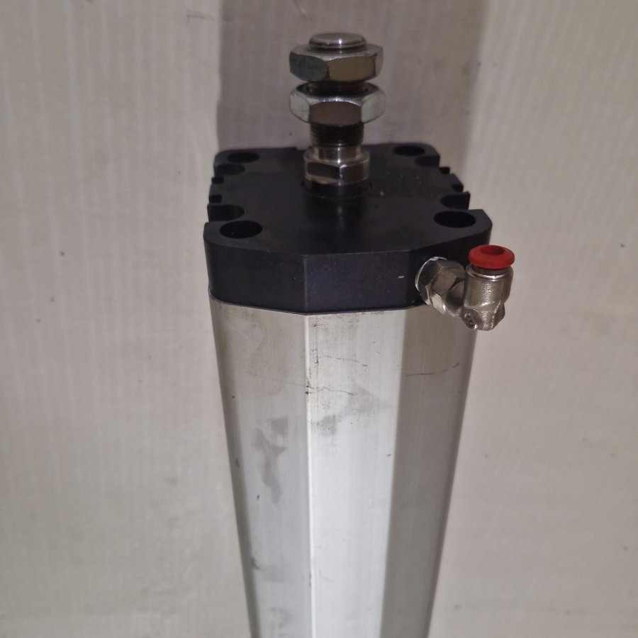 Pneumatisk cylinder, P1MC80DVA8G320