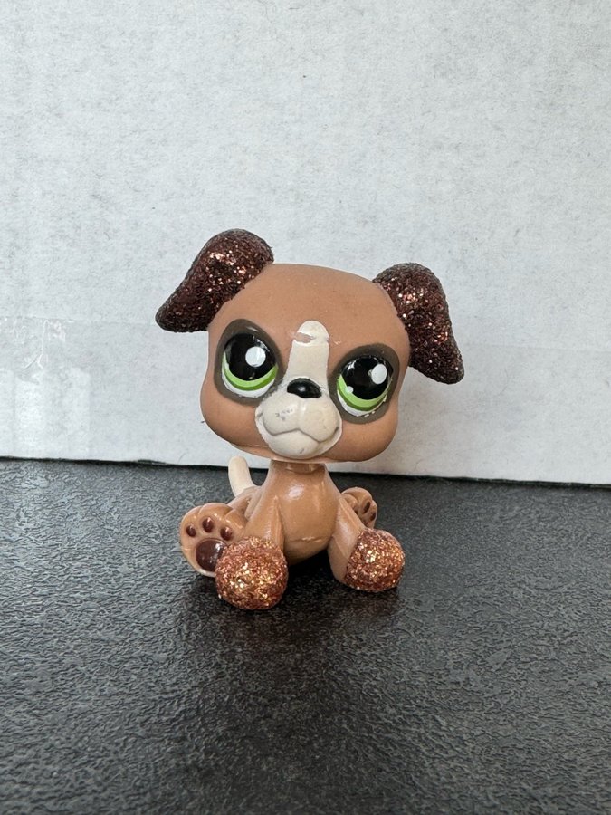 Littlest Pet Shop Glitter Boxer #2351 Authentic