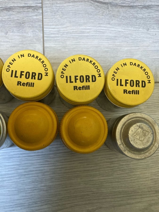 1940-50’s ILFORD, ADOX refill case