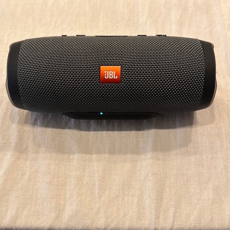 JBL Charge Essential 2 Bluetooth högtalare