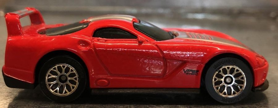 Matchbox Dodge Viper GTSR 1:59