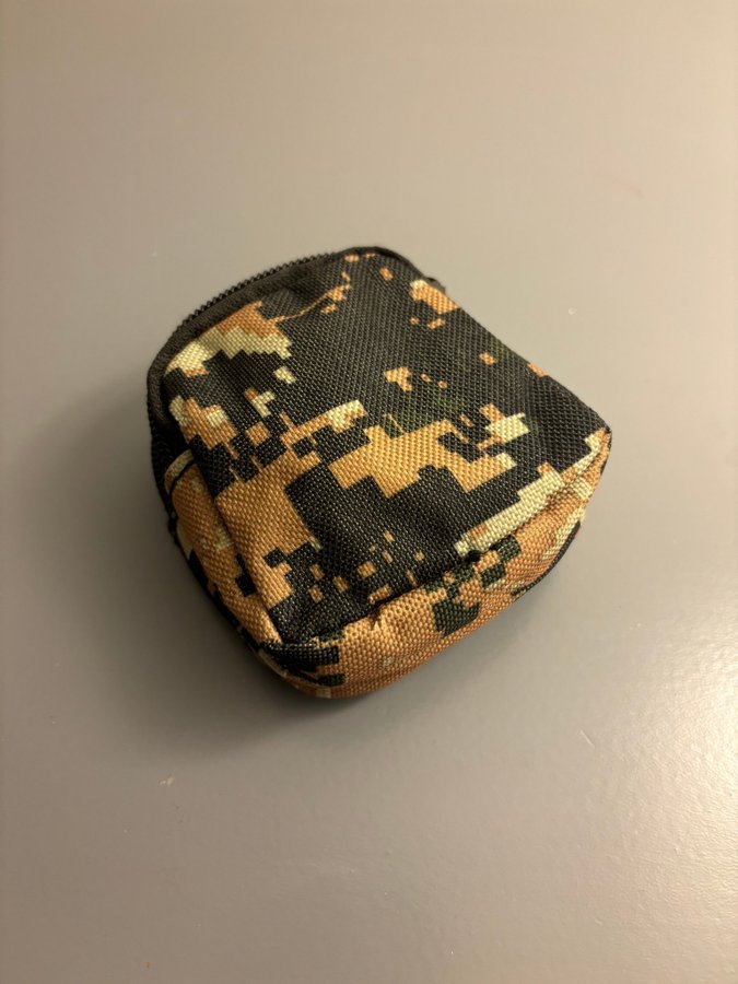 Millitär Väska Molle Digital Camo Ny