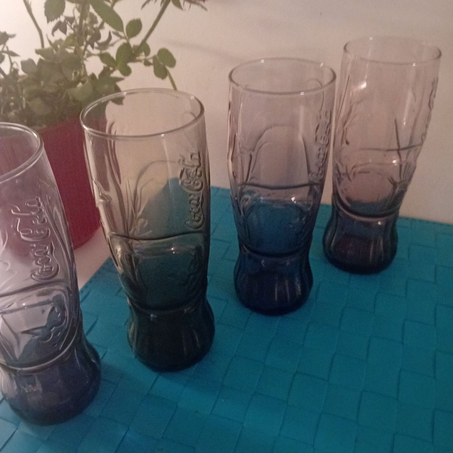 4stCoca-Cola glas LIMITED edition Som NYA