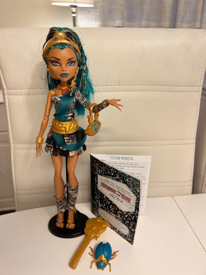 ORIGINAL MONSTER HIGH NEFERA DE NILE