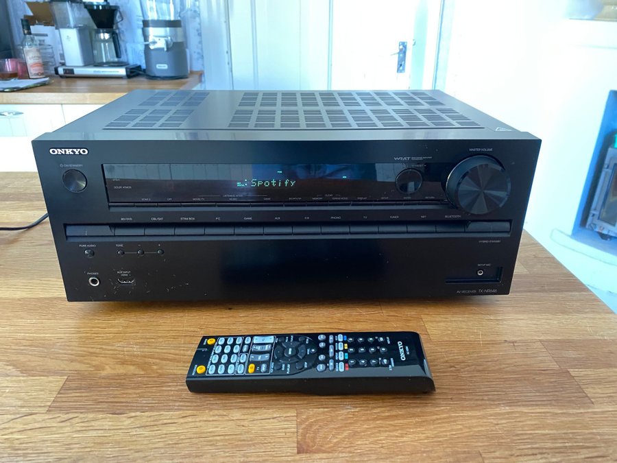 Onkyo TX-NR646 Ultra HD 4K med Atmos  Dts:X