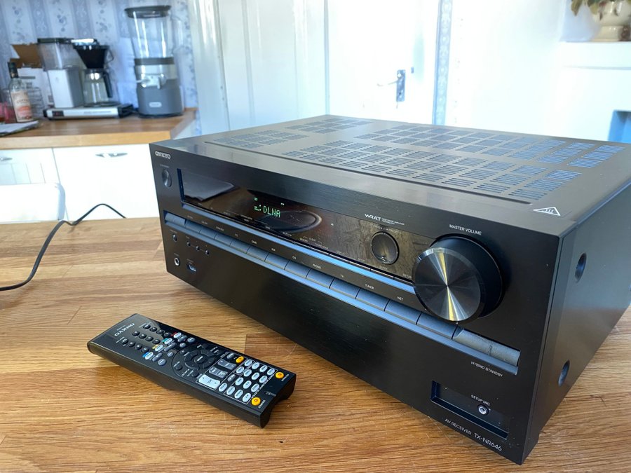 Onkyo TX-NR646 Ultra HD 4K med Atmos  Dts:X