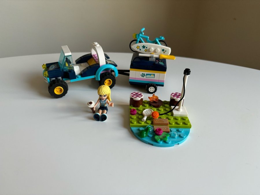 LEGO Friends 41364 - Stephanies Buggy med Släp