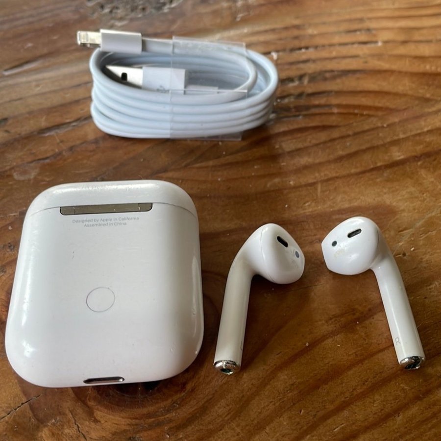 AirPods A2031